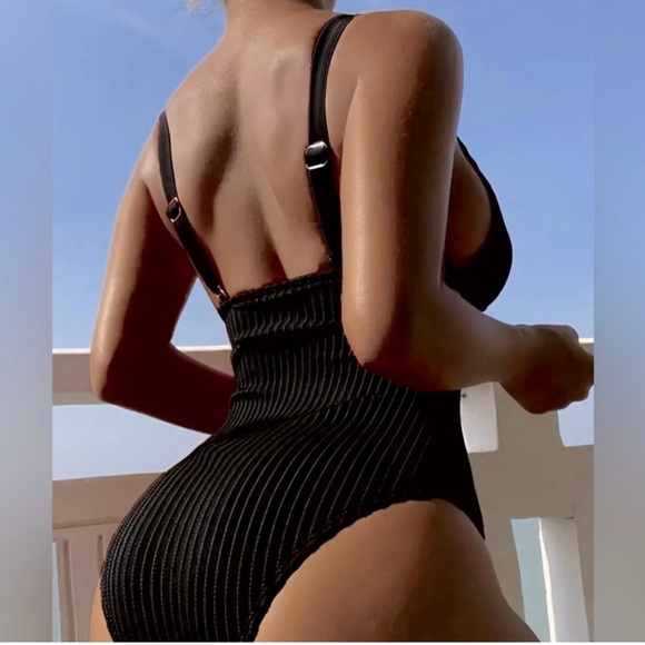 Elegant Black One-Piece Swimsuit - Picture 2 of 5